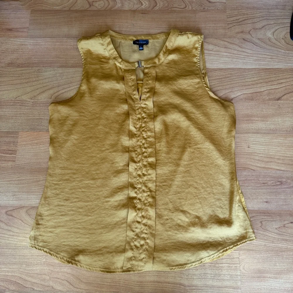 The Limited Women’s Mustard Yellow Sleeveless Keyhole Blouse Top Size Large - Picture 2 of 8